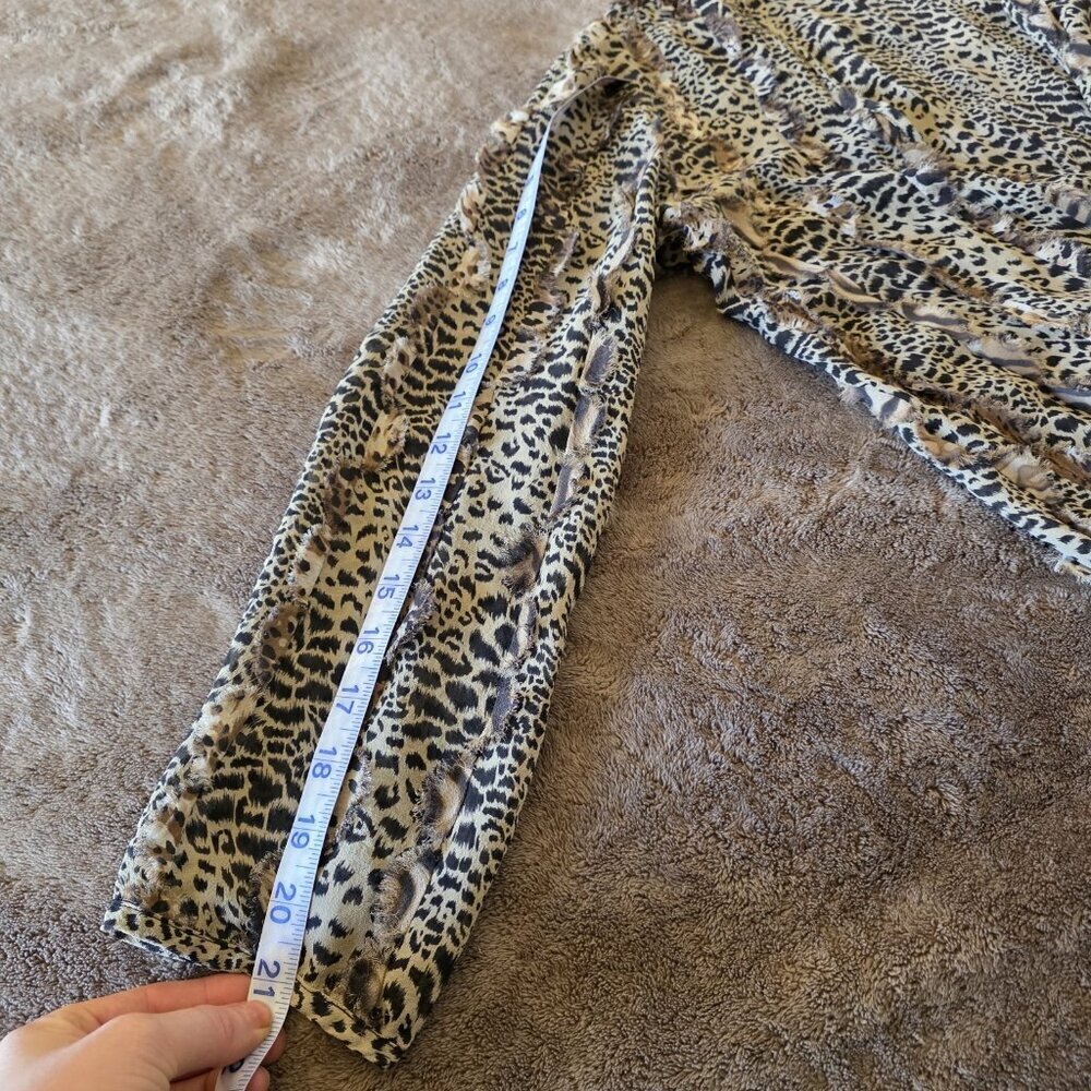 Chico's 100% Silk Leopard Print Blouse - Tie Front Mob Wife Crop Top - 0 - Picture 14 of 14